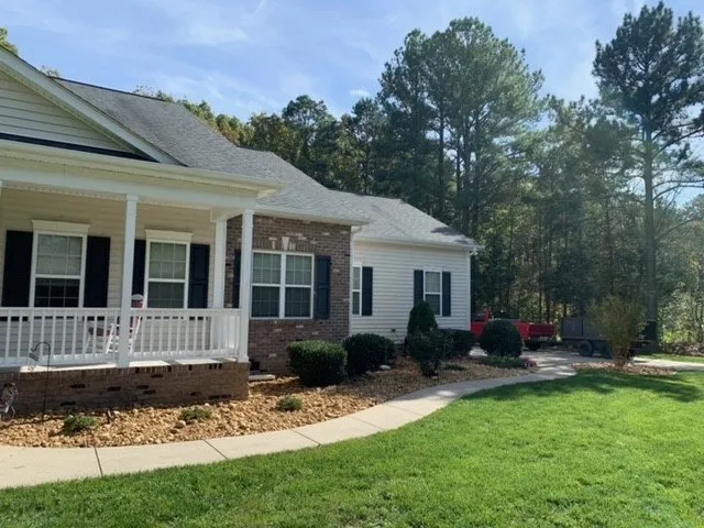 Professional yard cleanup service for beautiful yards in Castalia, NC by Sullylawn Maintenance