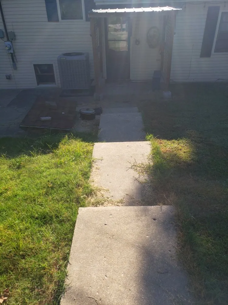 Top-rated residential landscaping for homes in Warsaw, MO by Sully's Midwest Mowing