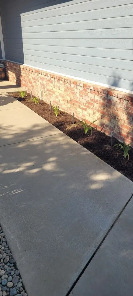 Affordable garden landscaping in Bakersfield, CA by Sultans Landscaping