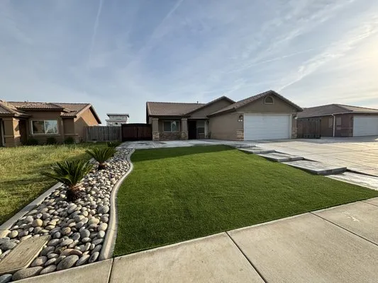 Sultans Landscaping Logo