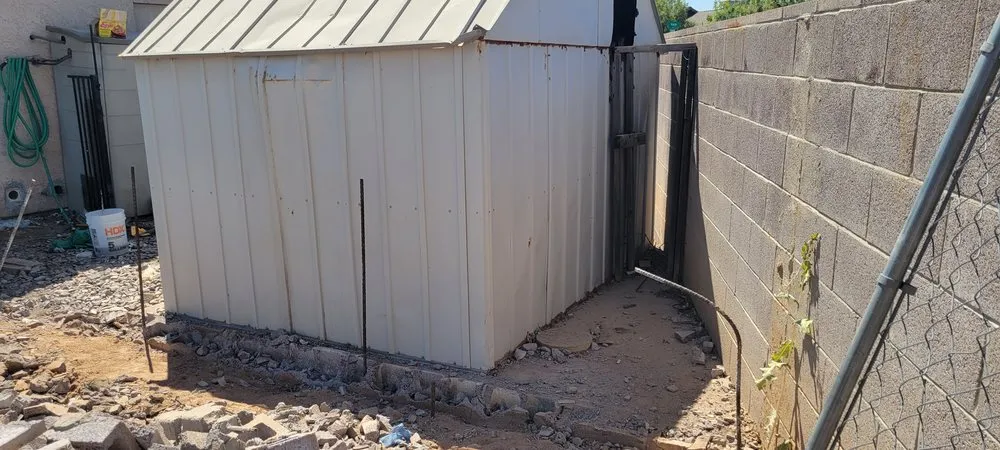 Trusted landscaping services in Phoenix, AZ - Summer Breeze Landscape and Demo