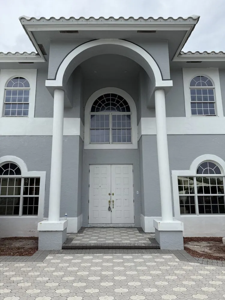 Top-rated landscape installation for beautiful yards across The Acreage, FL - Summer General Construction