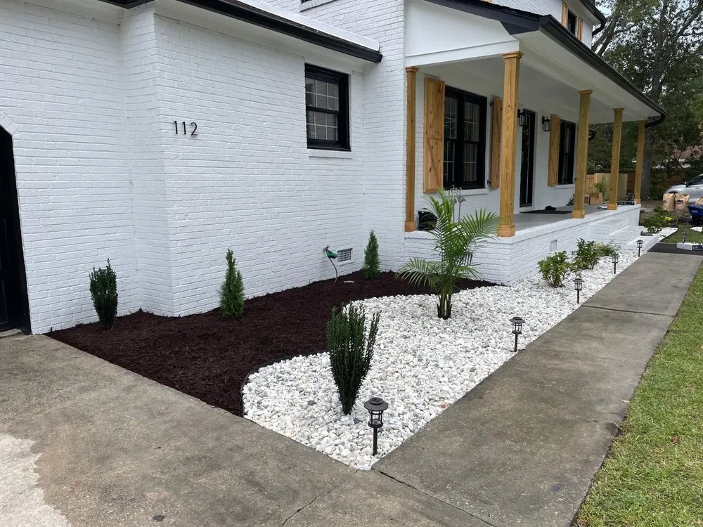 Custom yard cleanup service in Ladson, SC by Summer Landscape