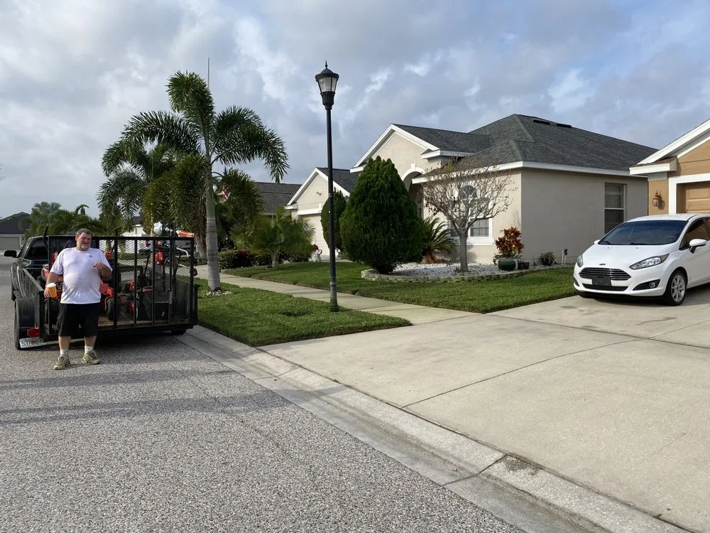 Custom yard cleanup service experts serving Ruskin, FL - Summergreen Lawncare