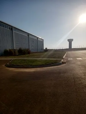 Summers Customs Lawn and More Logo