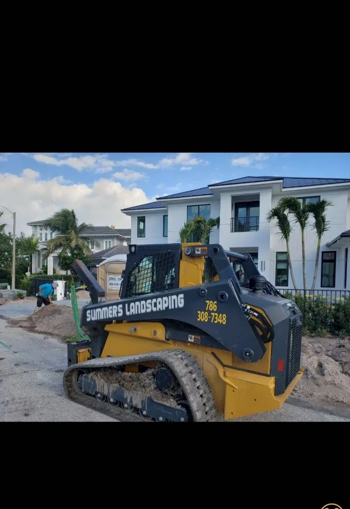 Expert yard maintenance in Cutler Bay, FL by Summers Landscaping