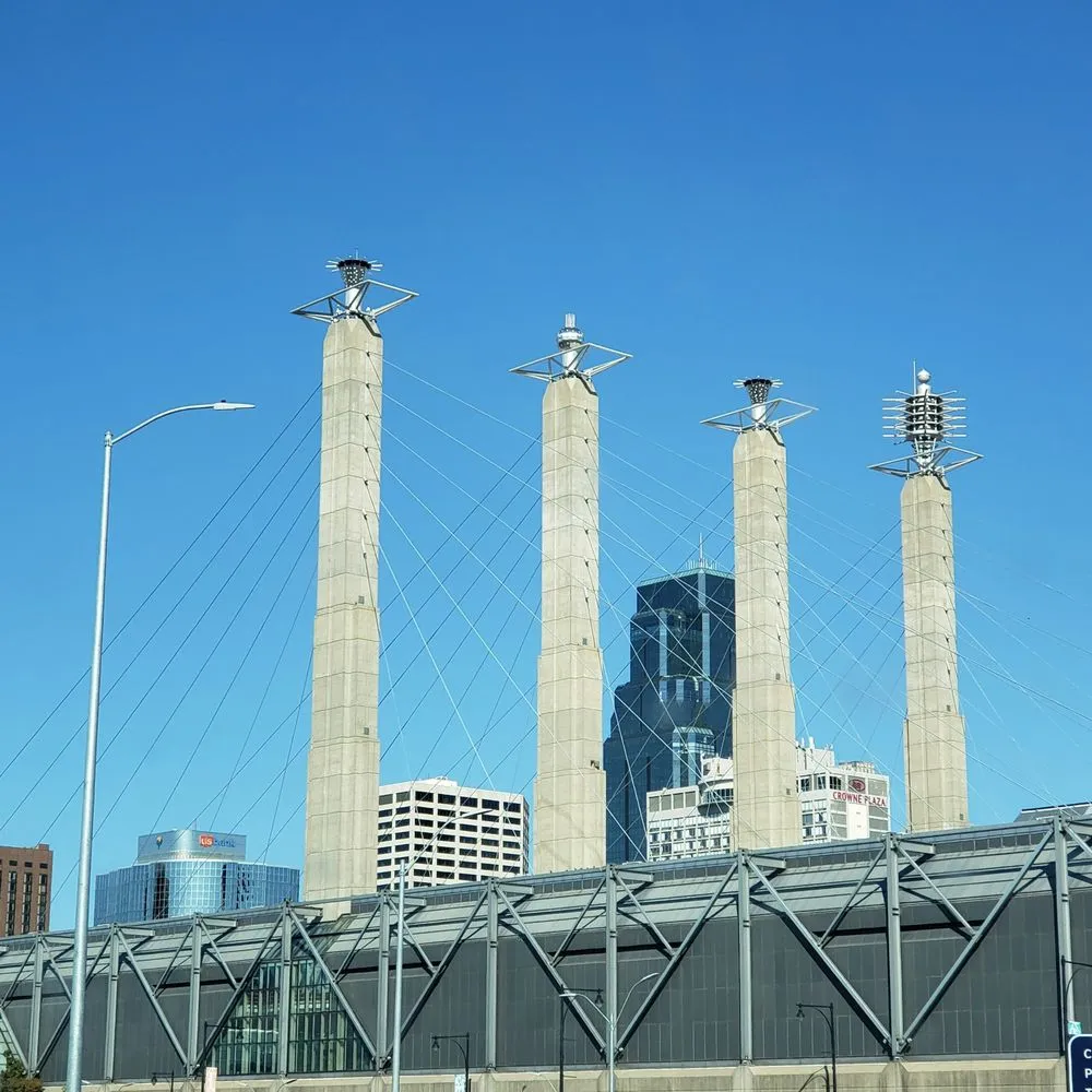 Local yard cleanup service for residential properties across Grandview, MO - Summers lawn care & snow removal