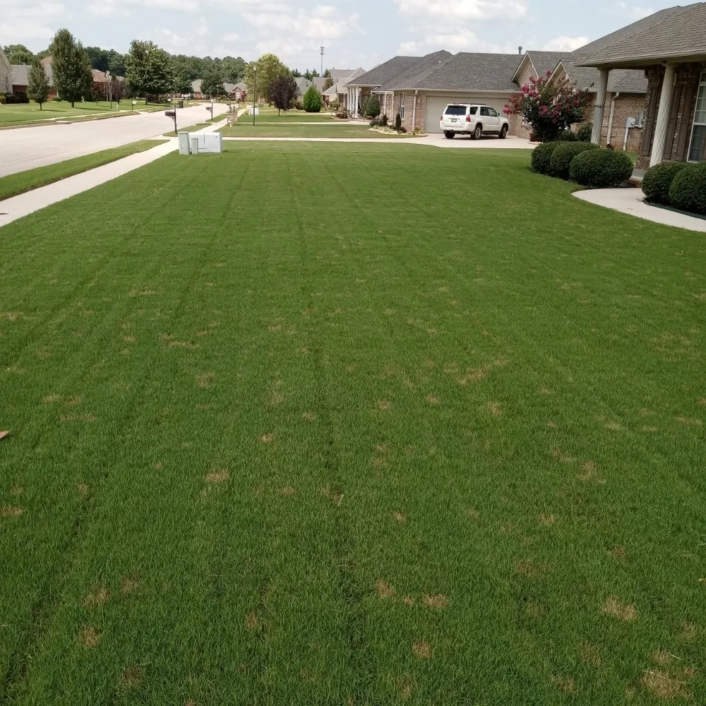 Expert garden landscaping for residential properties in Huntsville, AL by Summers Lawn Care