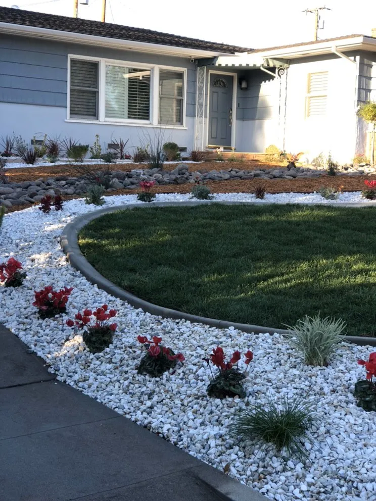 Reliable yard maintenance for beautiful yards across Alta Loma, CA - Summerset Landscaping