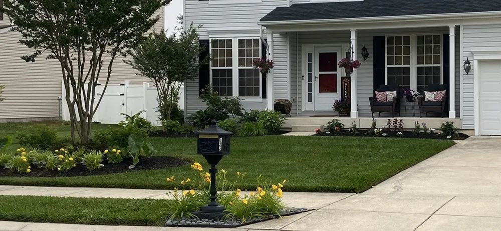 Reliable yard maintenance for year-round maintenance across Denton, MD - Summertime Lawn Care