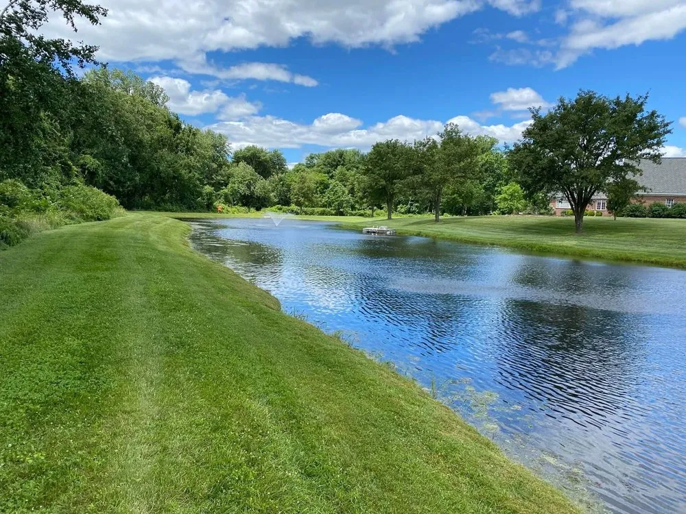 Top-rated garden landscaping for beautiful yards in Denton, MD by Summertime Lawn Care