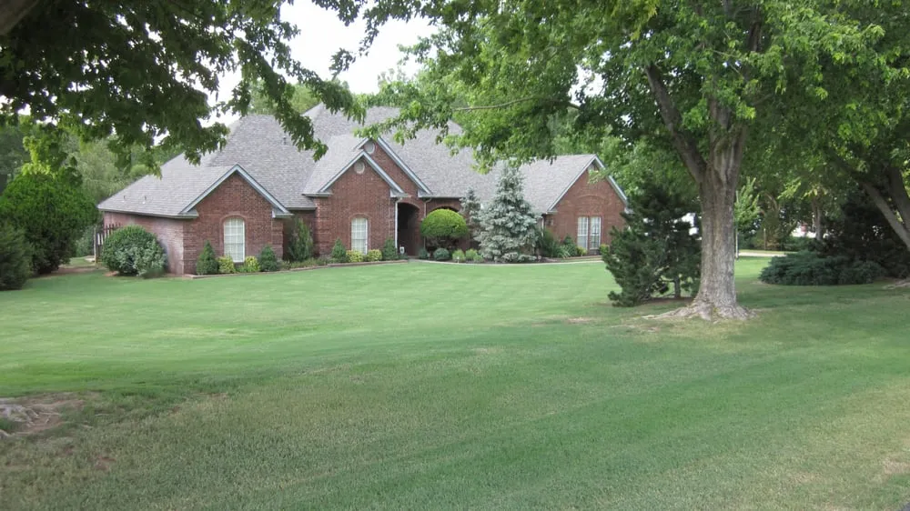 Custom residential landscaping for year-round maintenance across Edmond, OK - Summerwind Lawns LLC