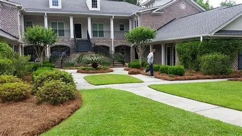 Expert yard maintenance experts serving Marietta, GA - Summit Green Landscaping