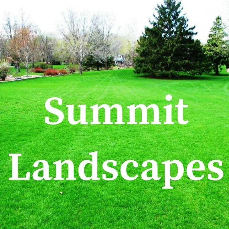 Professional lawn mowing service experts serving Ashland, KY - Summit Landscapes