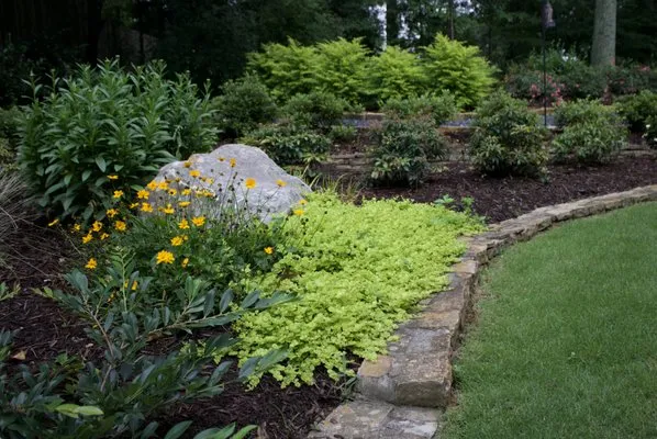 Summit Landscaping Co Logo