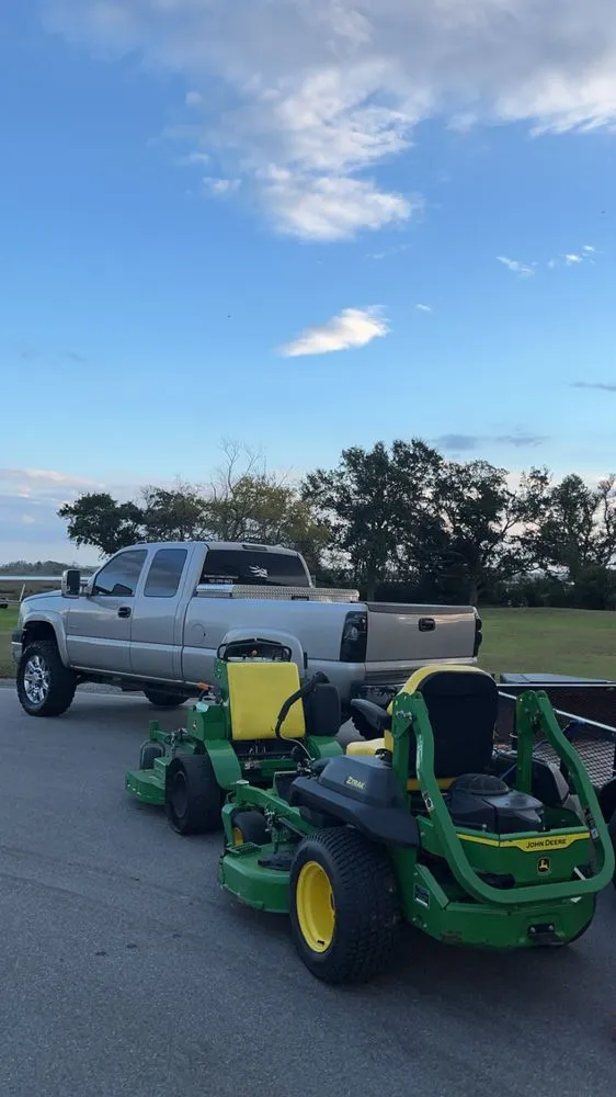 Affordable yard maintenance in Hampstead, NC by Summit Landscaping