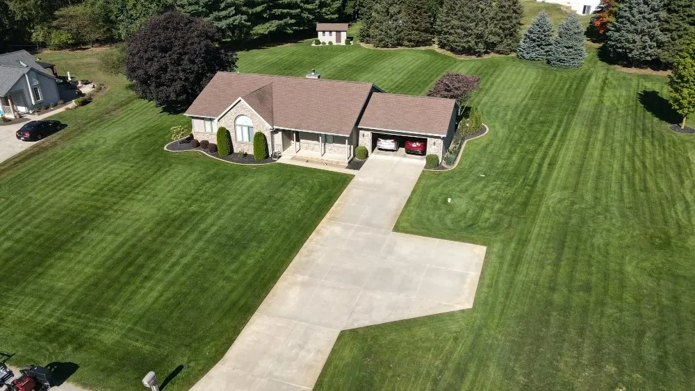 Reliable landscape installation for beautiful yards across Ypsilanti, MI - Summit Outdoor Management