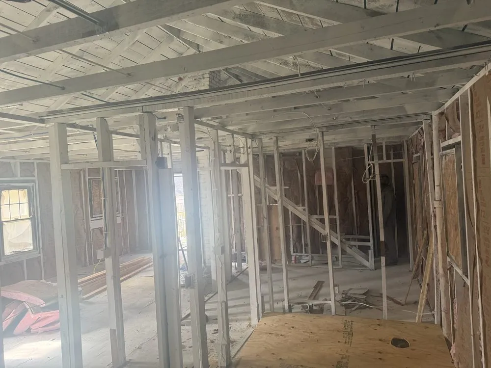 Expert lawn mowing service in Akron, OH - Summit Professional Home & Lawn Solutions