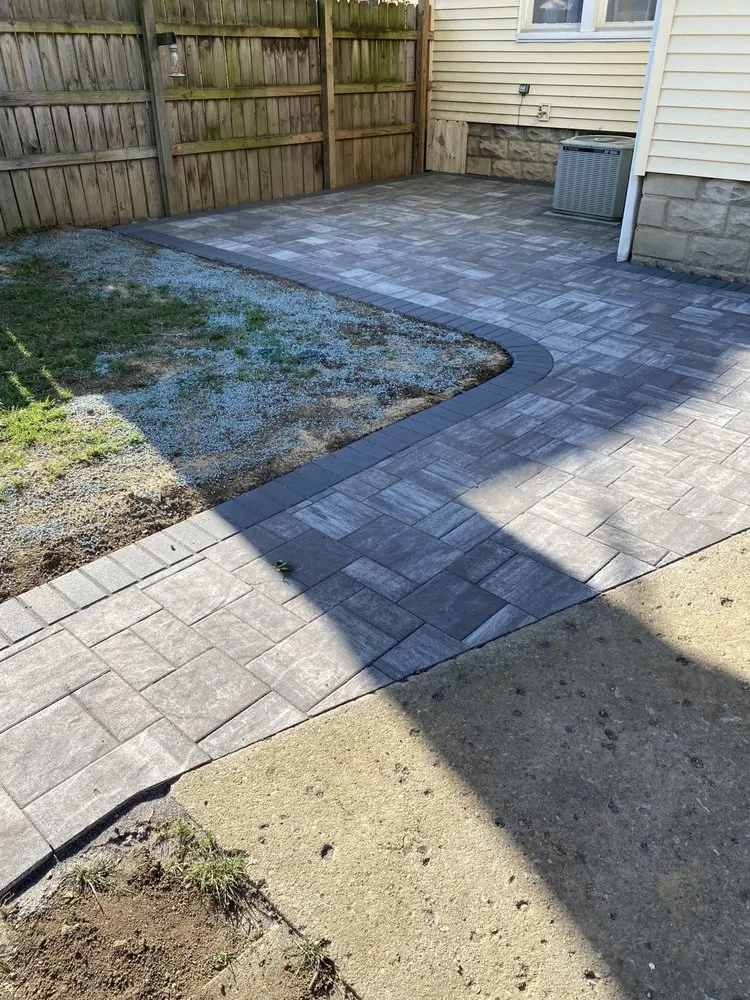 Local residential landscaping experts serving Grove City, OH - Summit Property Maintenance