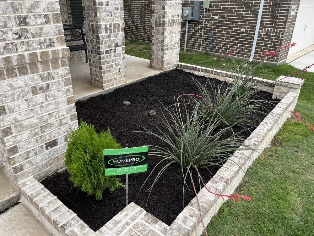 Custom yard maintenance for residential properties across Fort Worth, TX - Summit Services