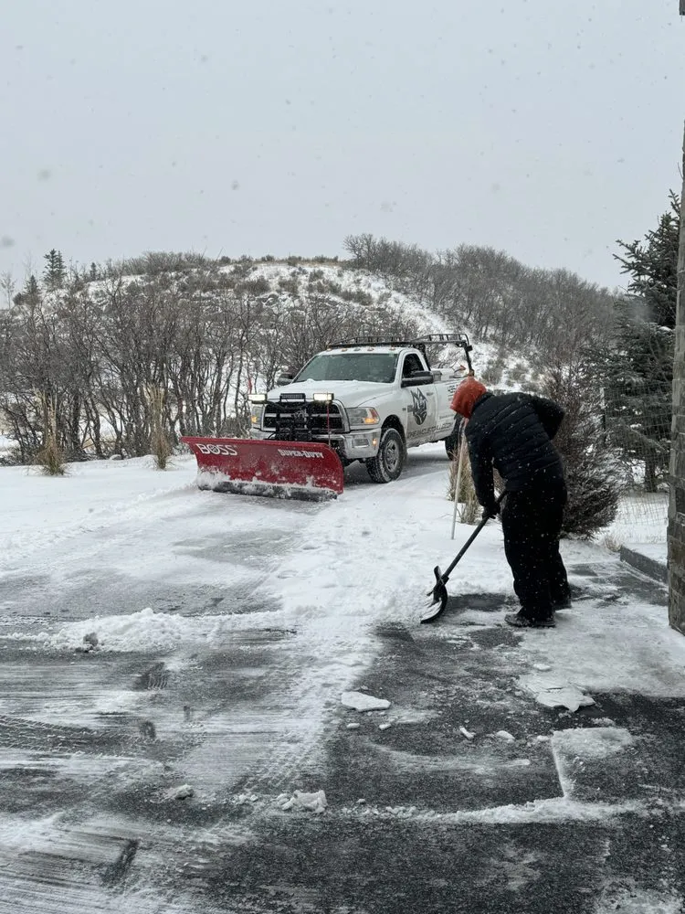 Expert yard cleanup service for residential properties across Kamas, UT - Summit Snow & Landscaping
