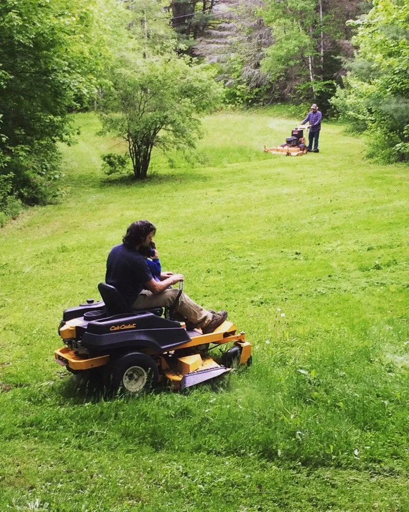 Top-rated landscape installation experts serving Londonderry, VT - Sun and Snow