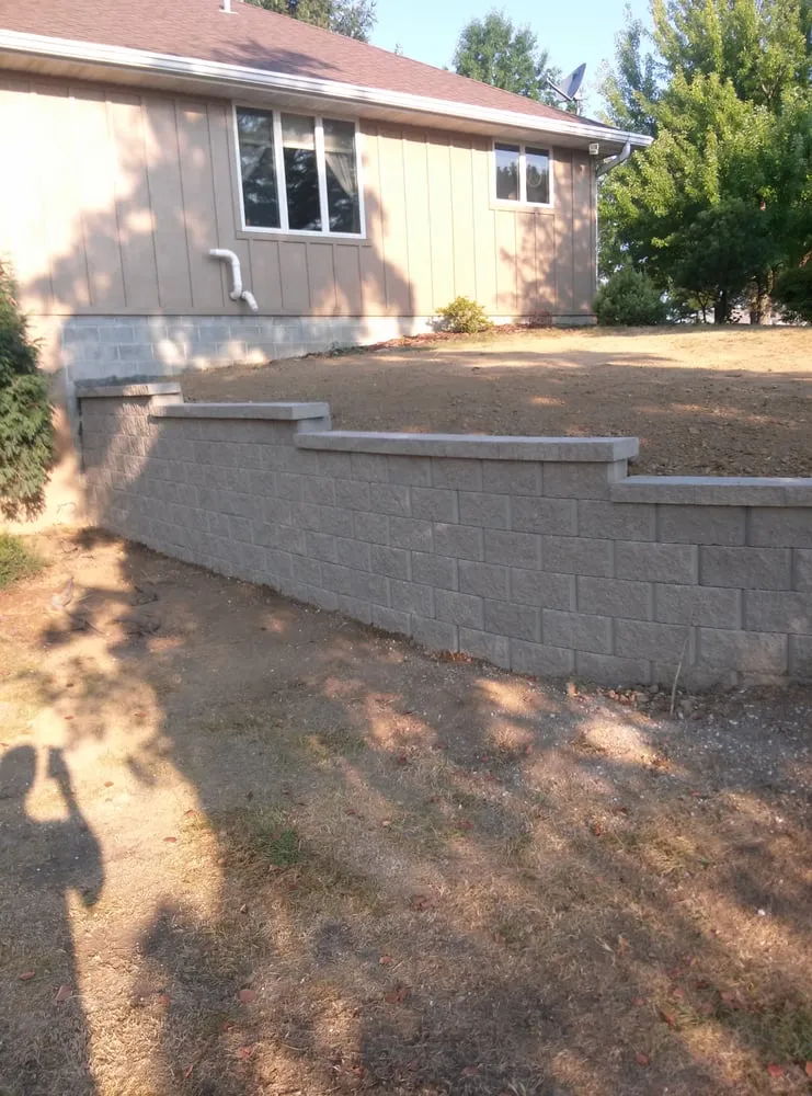 Professional garden landscaping near you in Peoria, IL by Sun Creek Turf & Landscaping