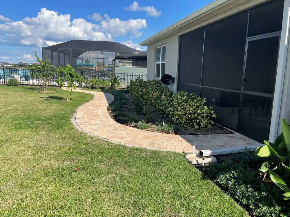 Affordable lawn mowing service with custom design across Valrico, FL - Sun Environmental of Southwest Florida