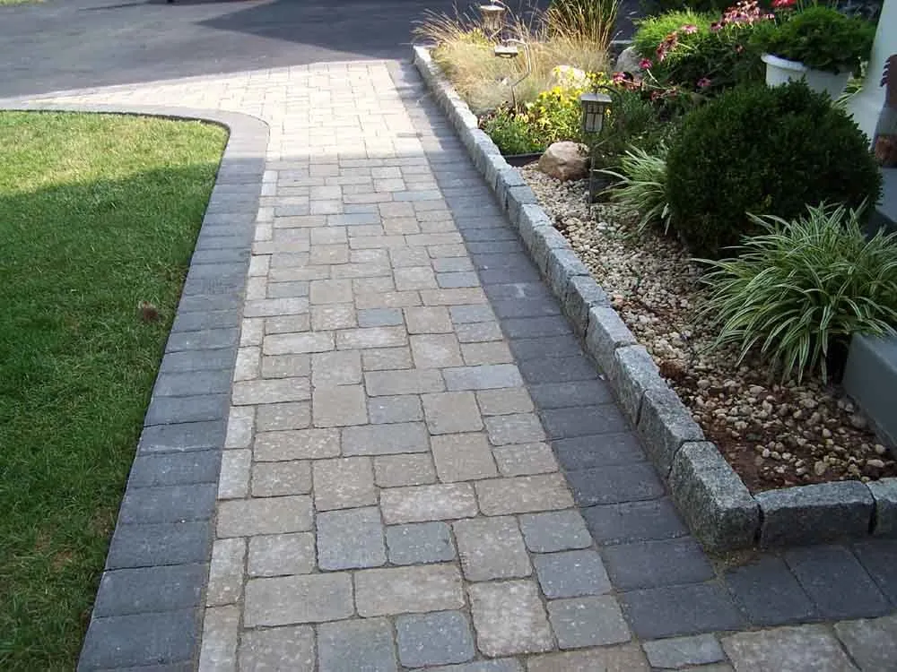 Trusted lawn mowing service experts serving Parrish, FL - Sun State Landscape Management
