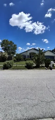 Sun State Lawn Services Logo