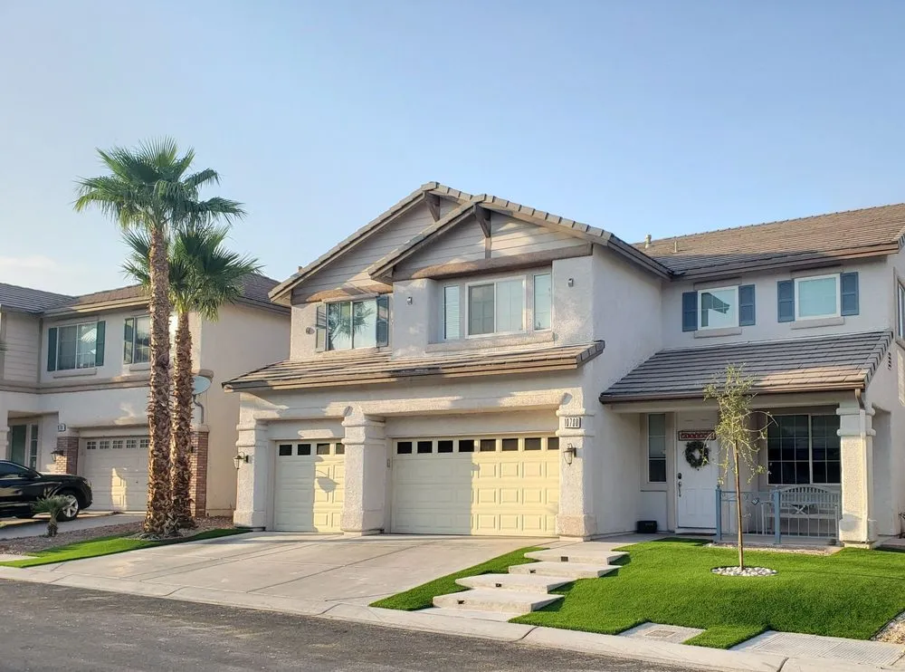 Trusted lawn mowing service in Las Vegas, NV - Sun Turf