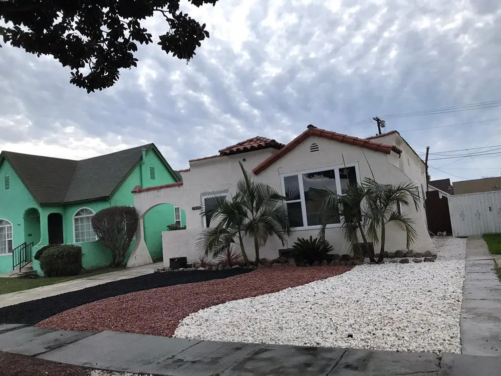 Top-rated yard cleanup service for beautiful yards in Las Vegas, NV by Sun Turf