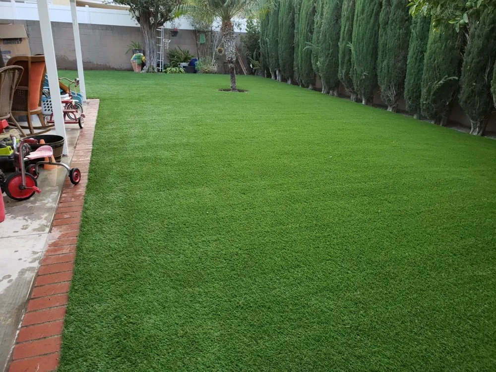 Trusted residential landscaping for year-round maintenance in Las Vegas, NV by Sun Turf