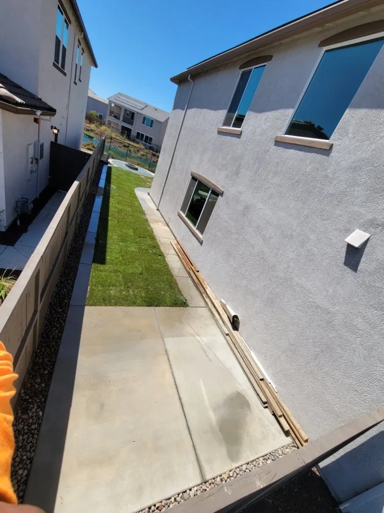 Local yard cleanup service in Stockton, CA by Sun Valley Landscaping and Concrete