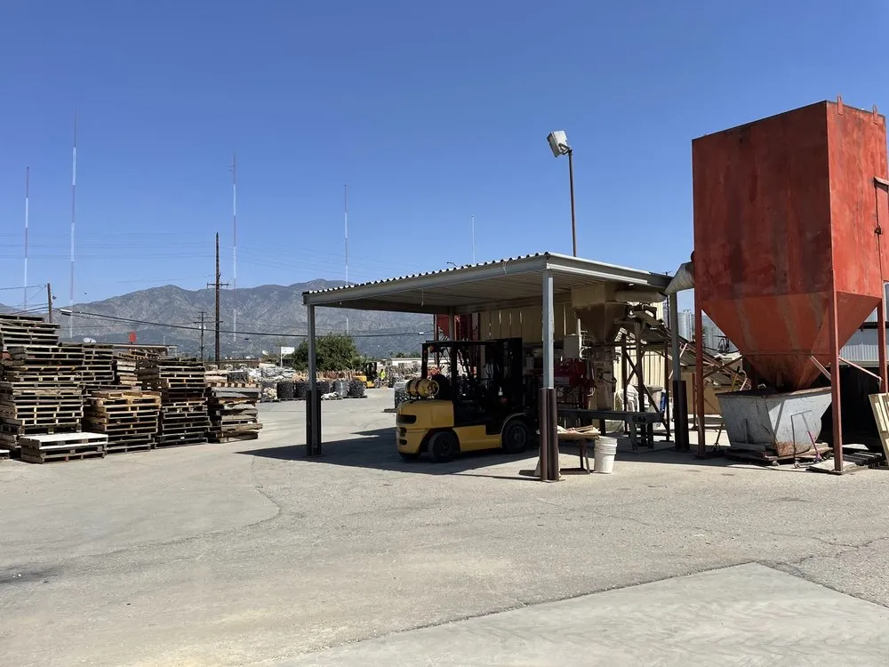 Local landscaping services experts serving Irwindale, CA - Sunburst Decorative Rock