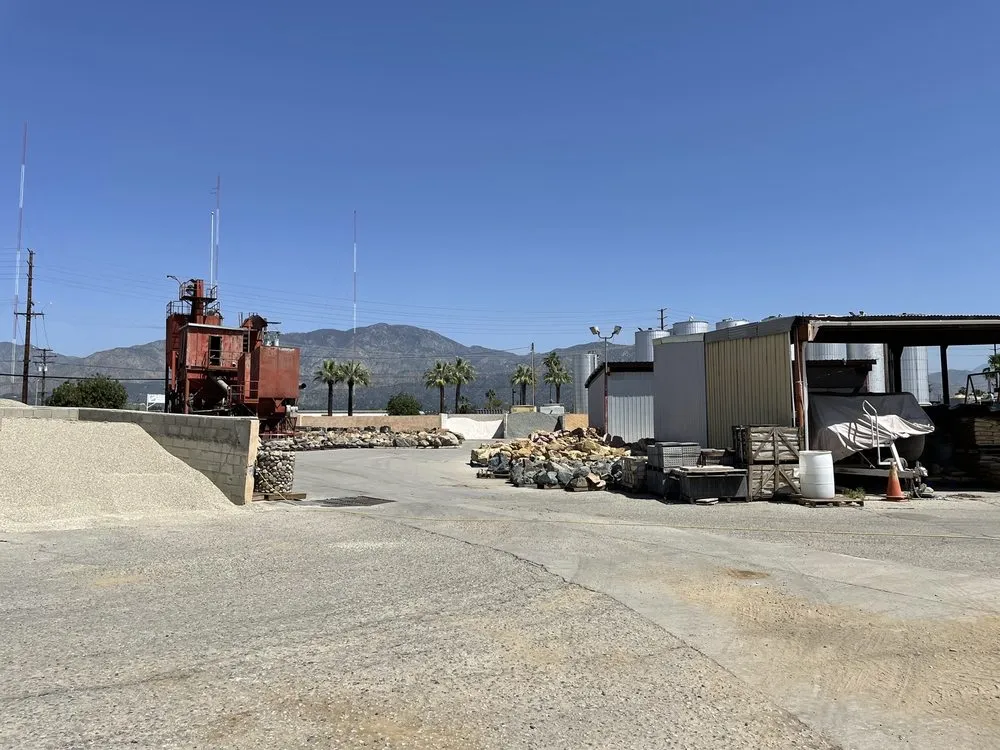 Affordable outdoor landscaping for homes across Irwindale, CA - Sunburst Decorative Rock