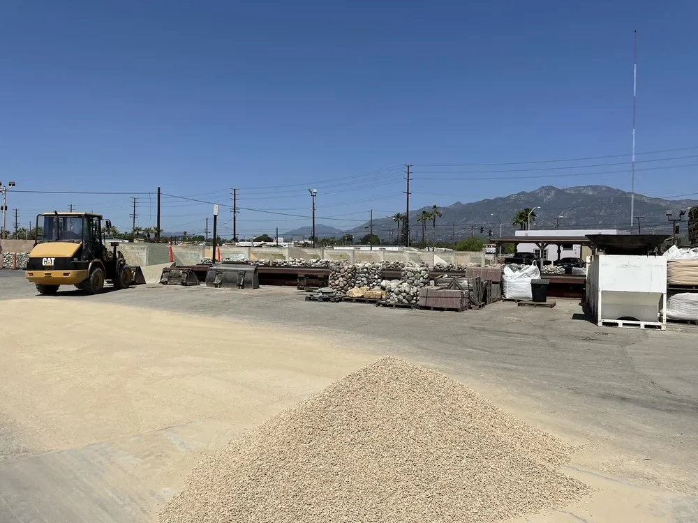 Professional landscape design experts serving Irwindale, CA - Sunburst Decorative Rock