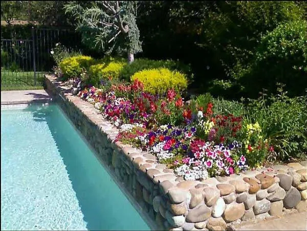 Local yard maintenance in Fair Oaks, CA by Sunburst Landscape Services