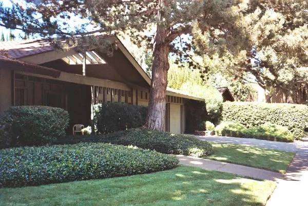 Affordable landscaping services experts serving Fair Oaks, CA - Sunburst Landscape Services