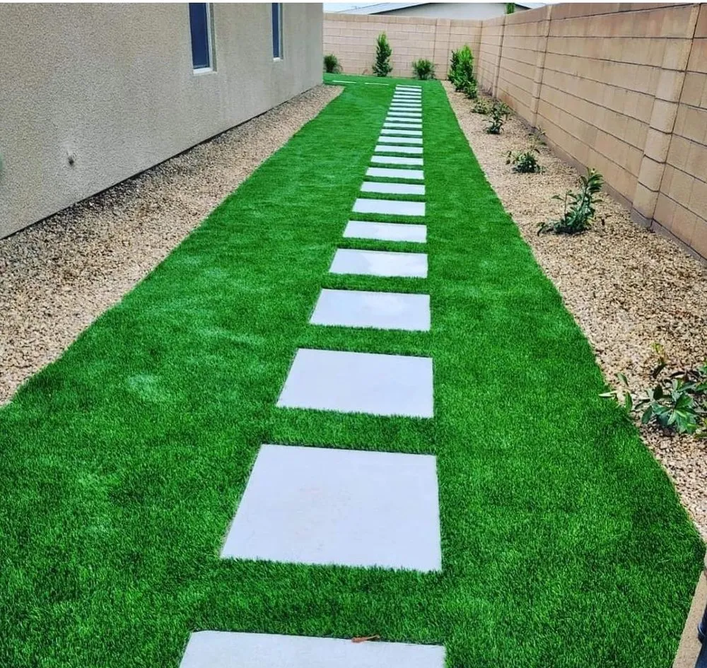 Trusted lawn care service experts serving Mundelein, IL - Suncity Landscaping