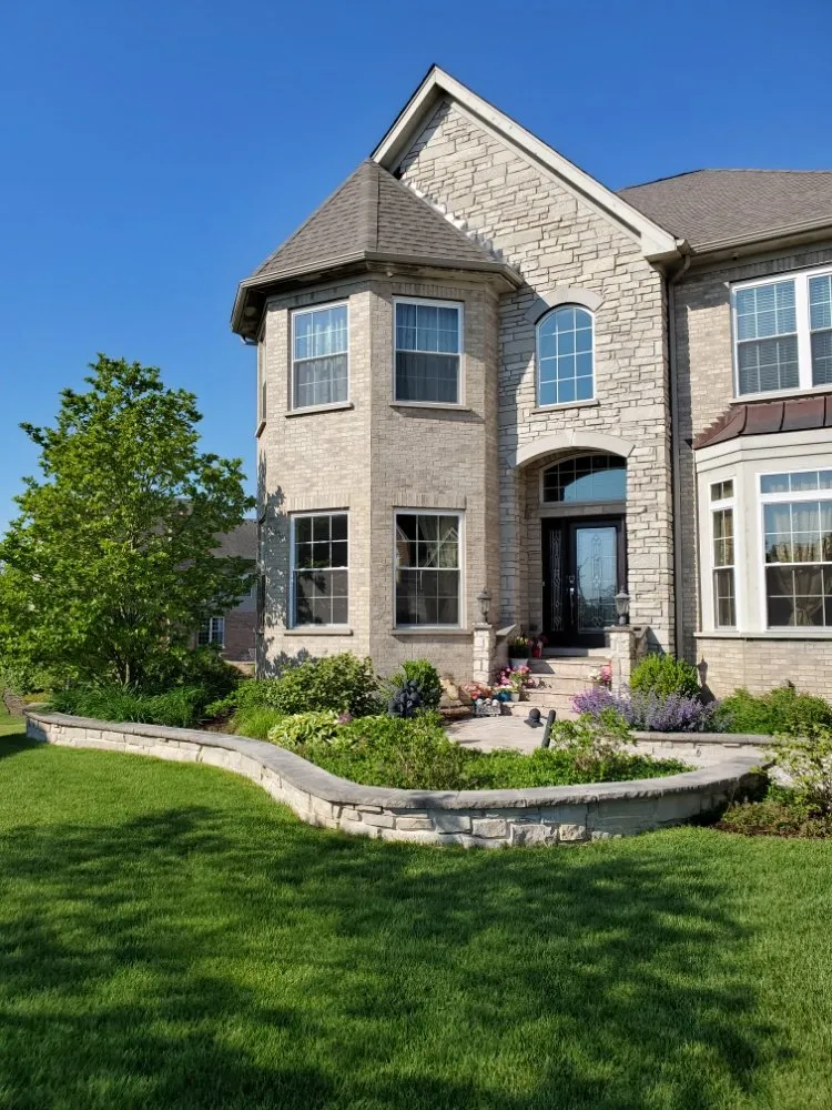 Affordable yard cleanup service with custom design in Mundelein, IL by Suncity Landscaping