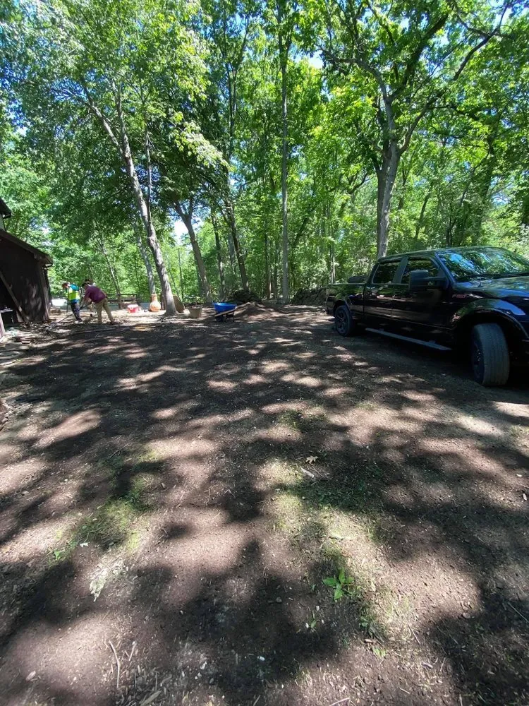 Affordable outdoor landscaping for beautiful yards in Vernon Hills, IL by SunCity Landscaping