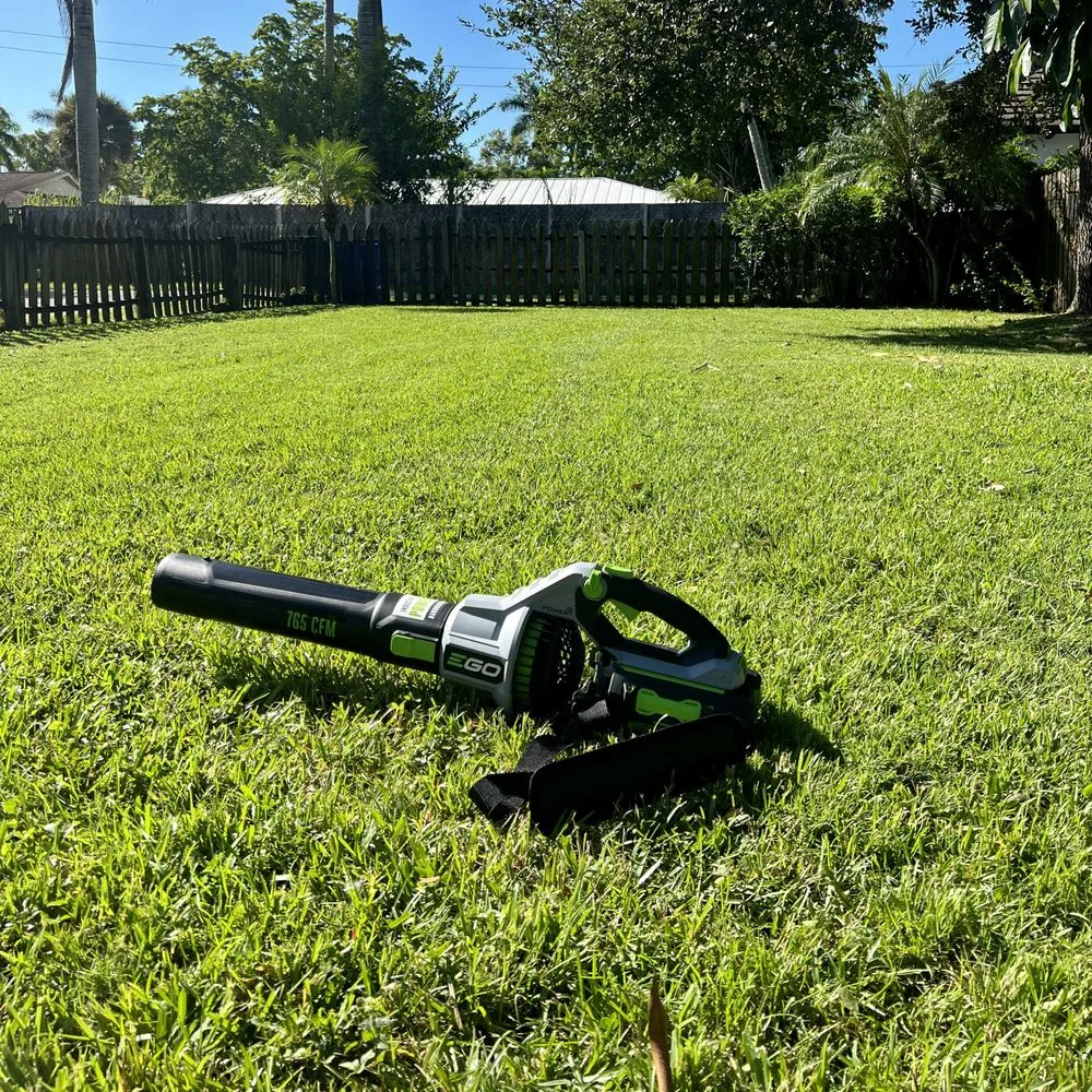 Reliable outdoor landscaping near you in Naples, FL by Suncity Lawn