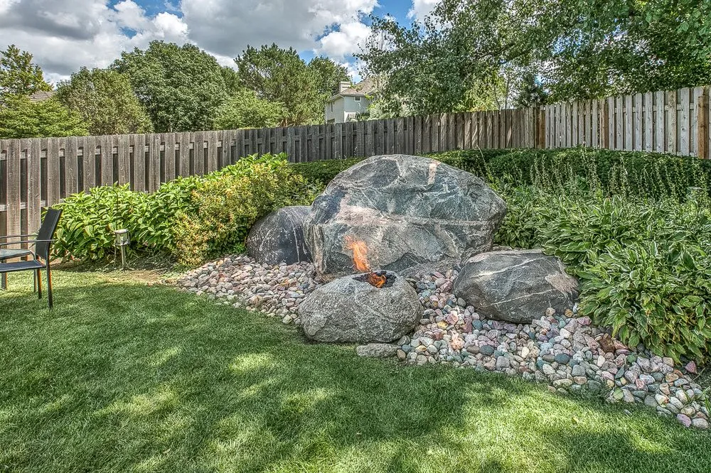 Affordable lawn mowing service in Omaha, NE - SunCo