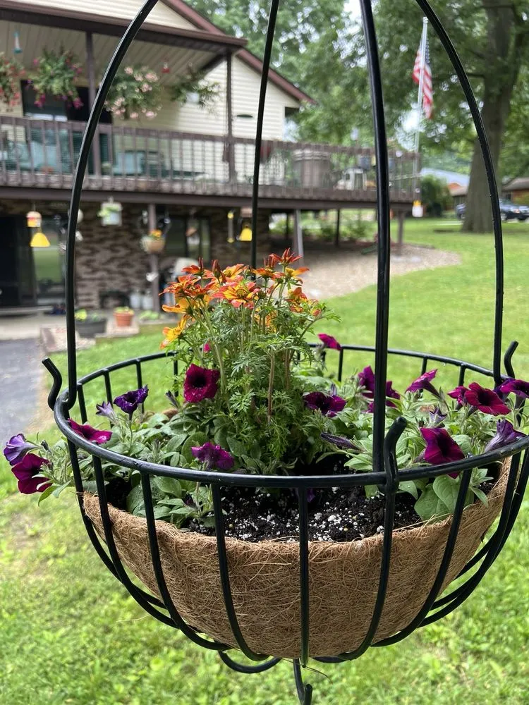 Professional residential landscaping experts serving Peninsula, OH - Suncrest
