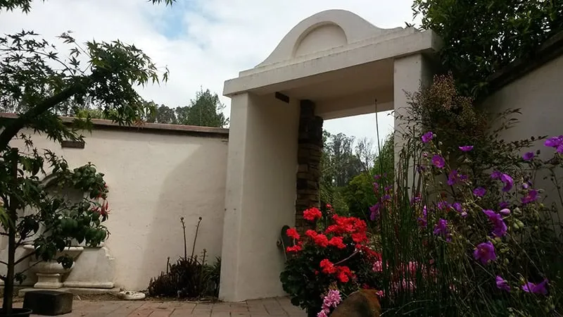 Expert lawn mowing service in Royal Oaks, CA by Sundance Landscapes