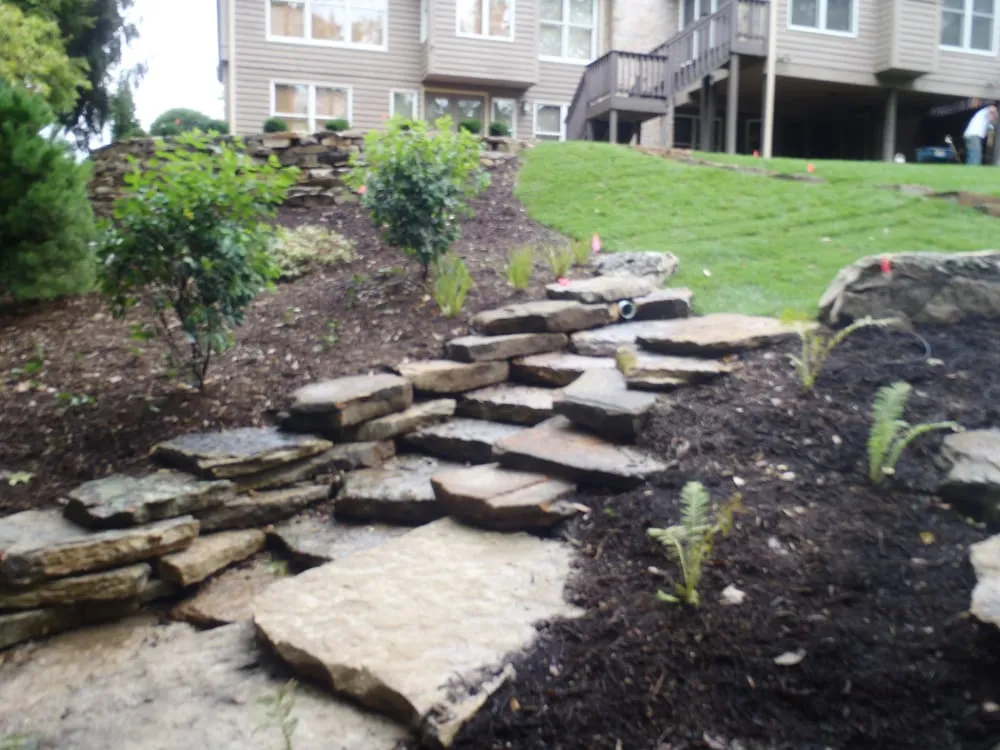 Top-rated garden landscaping experts serving Kirkwood, MO - Sundown Landscape Contracting