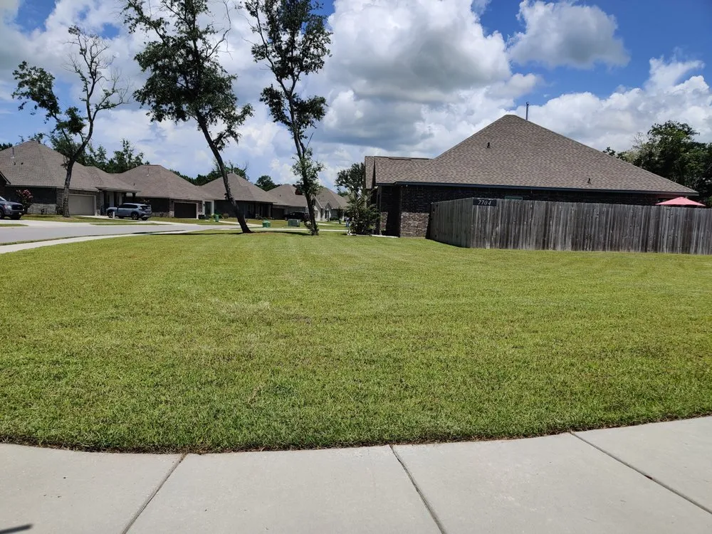 Affordable lawn care service in Ocean Springs, MS - Sundown Pressure Washing