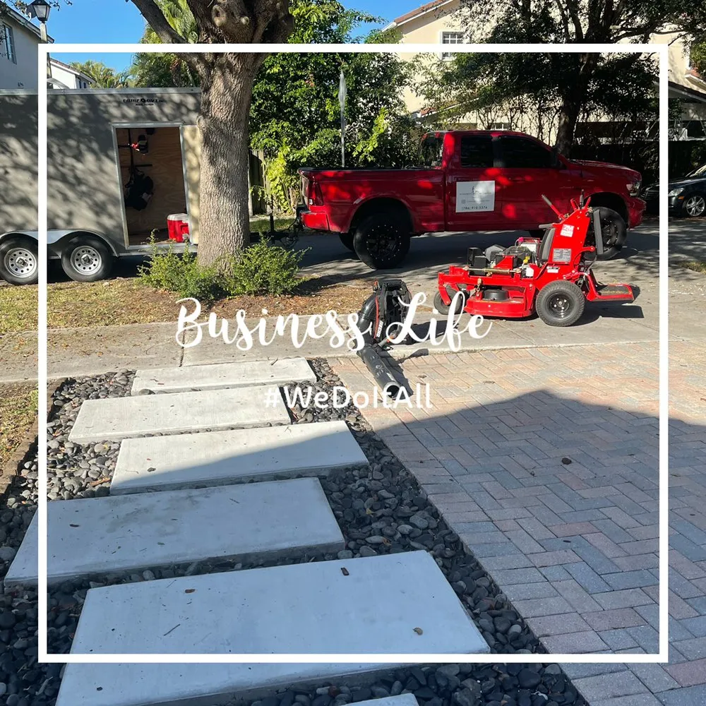 Trusted yard cleanup service in Princeton, FL by Sunkissed Lawn Care Services