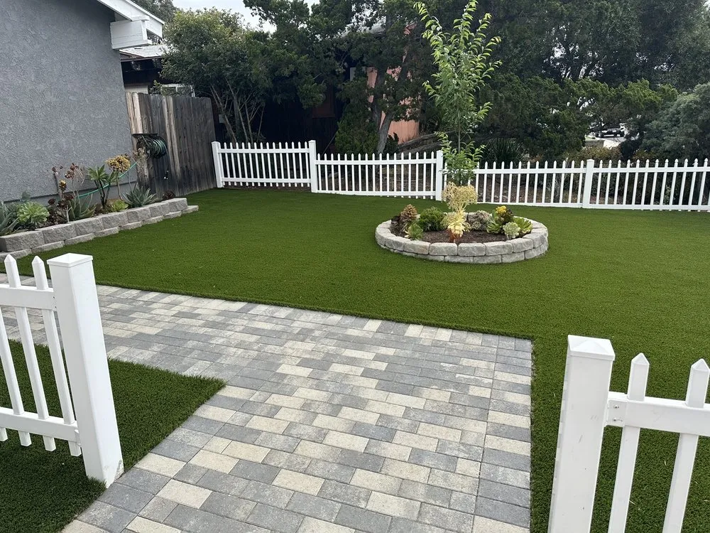 Custom landscaping services for residential properties in San Diego, CA by Sunlight Landscaping